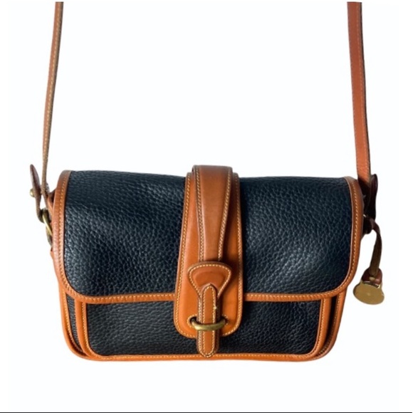 Dooney & Bourke Handbags - Dooney & Bourke 90’s vintage navy blue equestrian crossbody